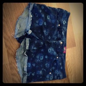 Torrid floral shorts